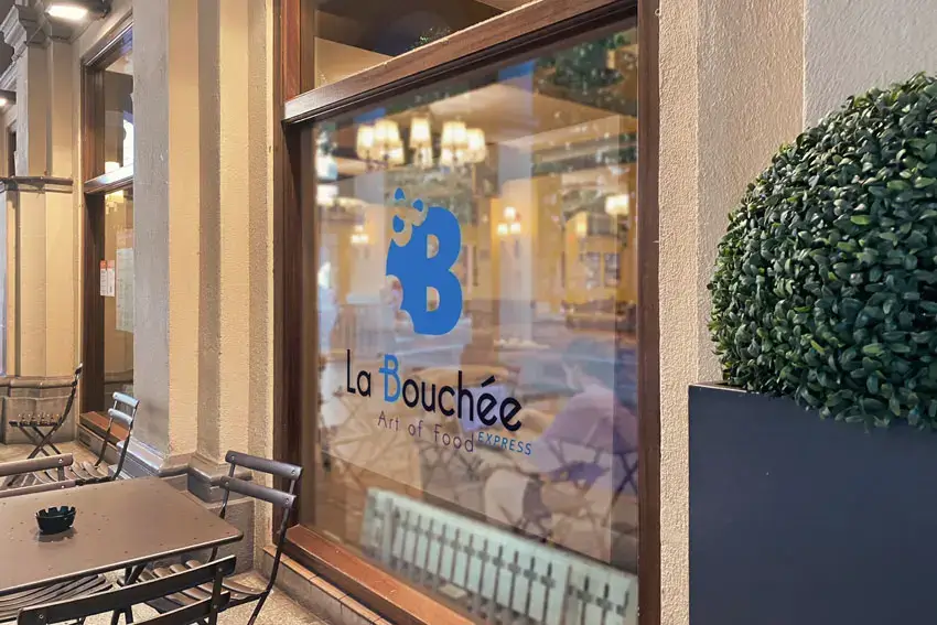 Logo et branding du restaurant La Bouchee